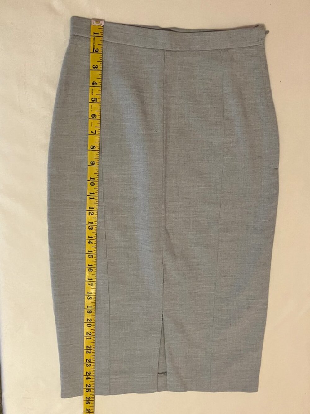 BEAUTIFUL H&M Pencil Skirt size 2